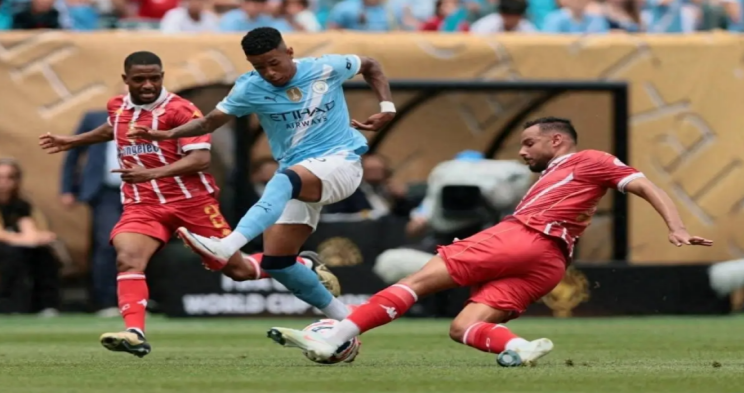 卢甘斯克索尔亚vs哈尔科夫冶金直播_免费高清在线卢甘斯克索尔亚vs哈尔科夫冶金直播平台_高清在线卢甘斯克索尔亚vs哈尔科夫冶金直播频道-24直播